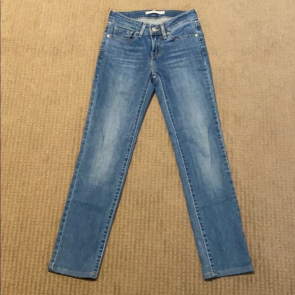 EUC! Levi’s 712 Slim Mid Rise Light Wash - Picture 3 of 8